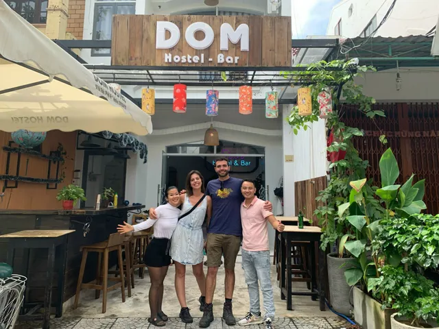 Dom Hostel and Bar