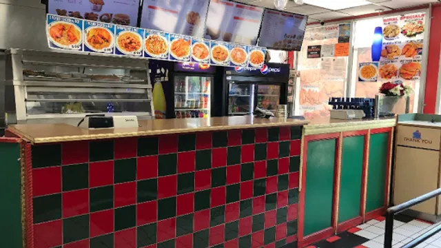 Royal Fried Chicken - Roxbury