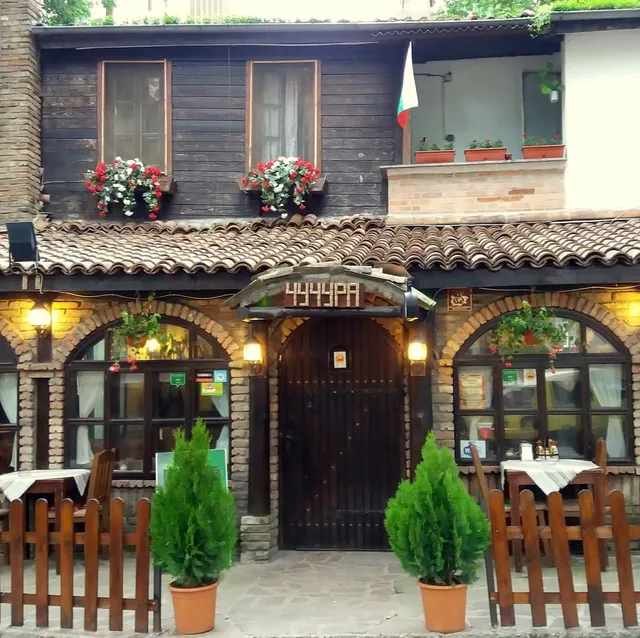 Chuchura Restaurant