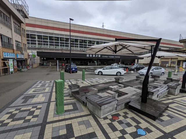 越後湯沢駅西口の足湯