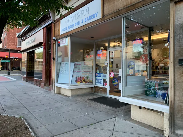 Avispa Food Mart Deli & Bakery