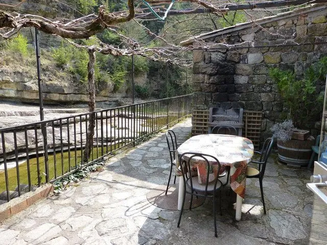 Mill houses the Alune