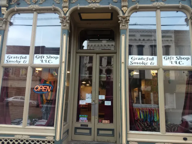 Grateful Smoke & Gift Shop LLC.