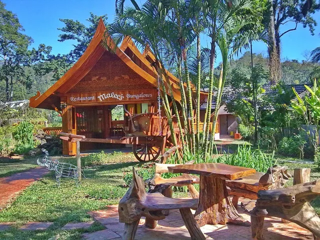 Malee's Nature Lovers Bungalows