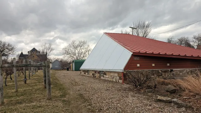 Château Hough Vineyards and Winery
