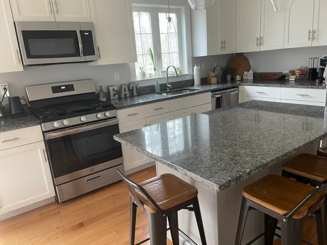 Black Diamond Stone, LLC