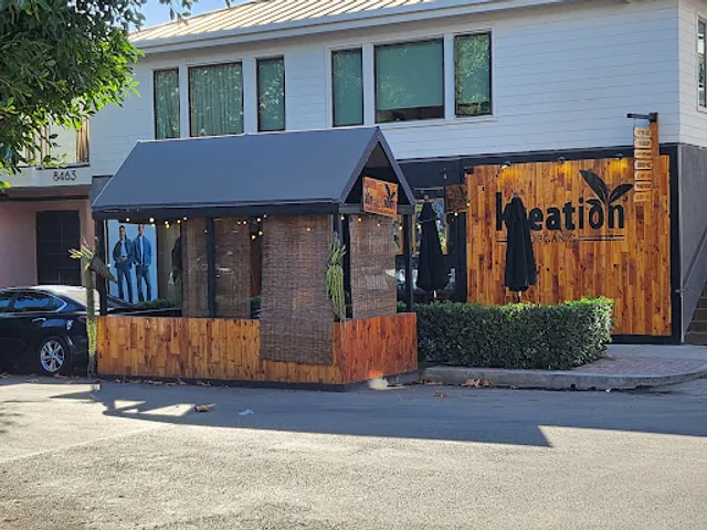 Kreation Juicery & Avoholic Bar - Melrose Place