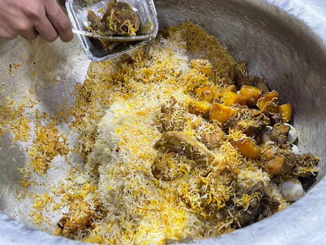 Lucknow Biriyani House