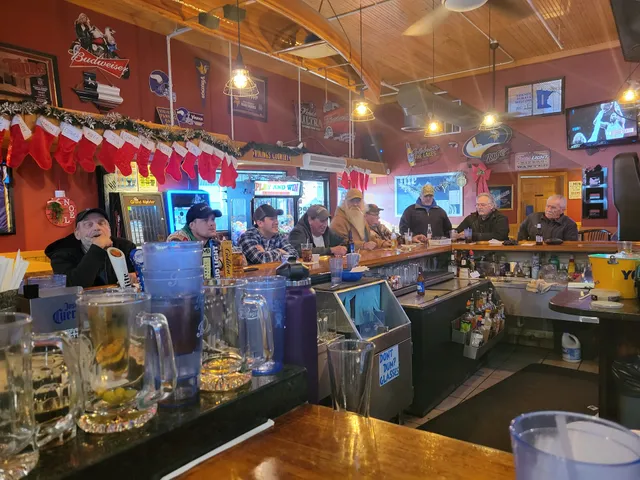 Lakes Sports Bar & Grill