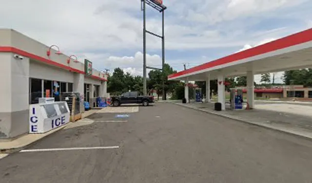 OYO Hotel Petersburg VA I-95 South