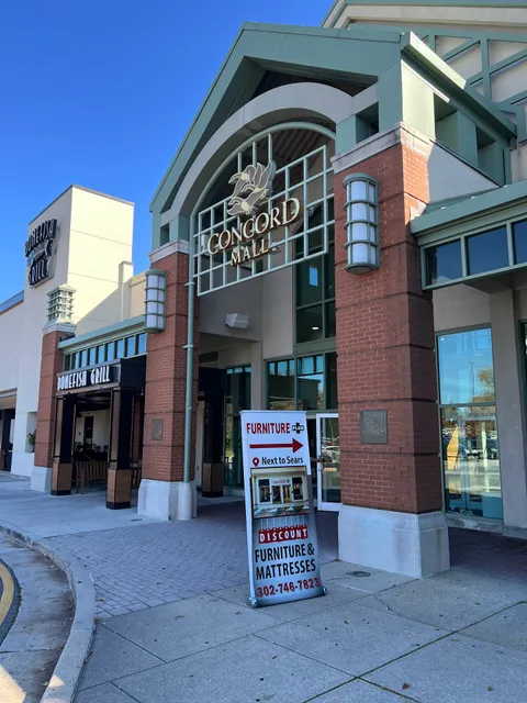 Furniture Plus Outlet & Clearance