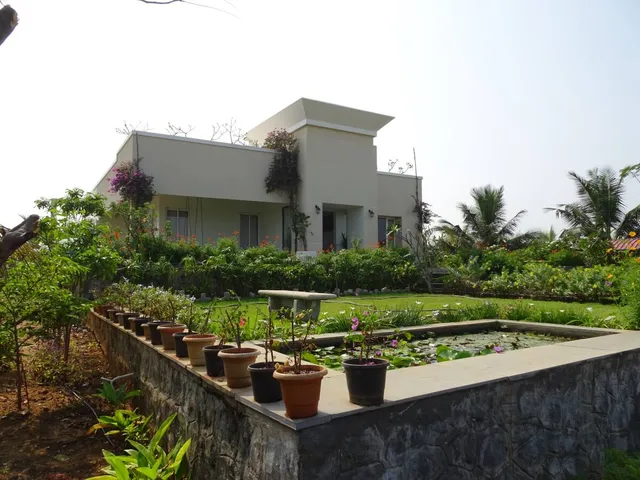 CALM WATER BEACH HOUSE