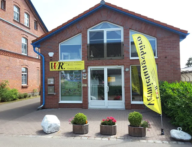 VVR Flöter rental and dry cleaning service