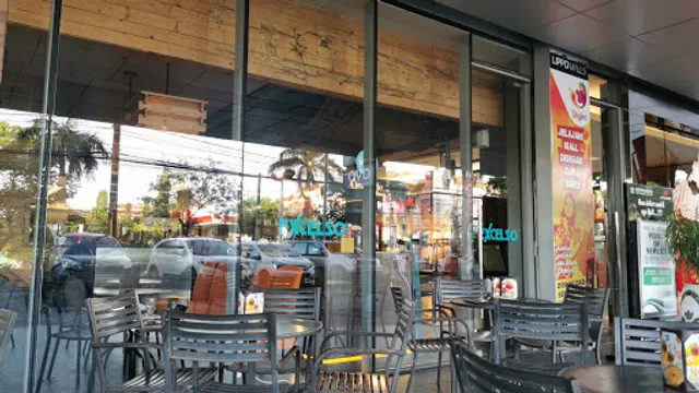 Excelso Lippo Plaza Sunset