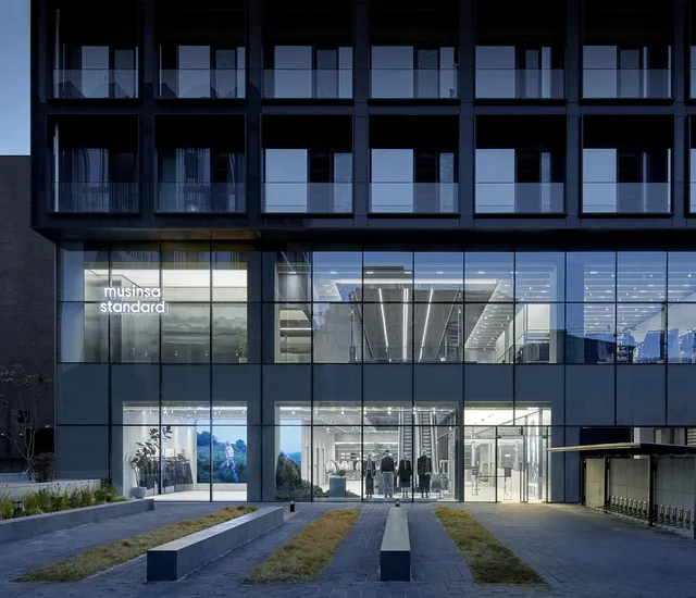 Musinsa Standard Seongsu