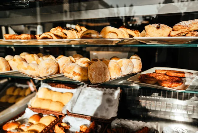 Pão da Vila - Escolas