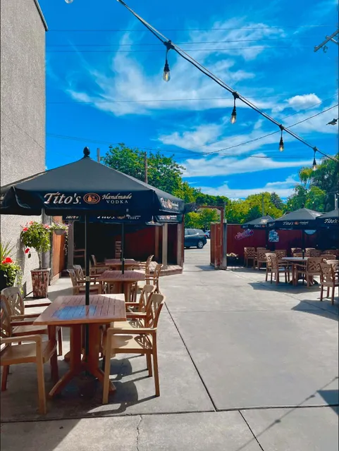 Wild Badger Sports Saloon