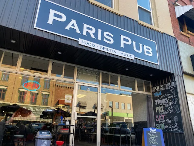 Paris Pub