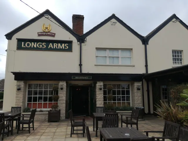 Longs Arms