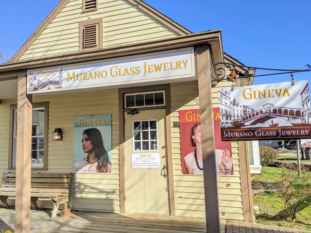 Gineva Murano Glass Jewelry