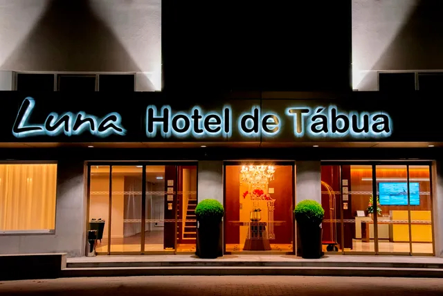 Luna Hotel de Tábua