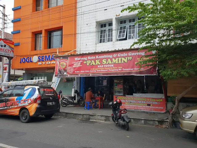 Sate Kambing & Gule Goreng "Pak Samin"