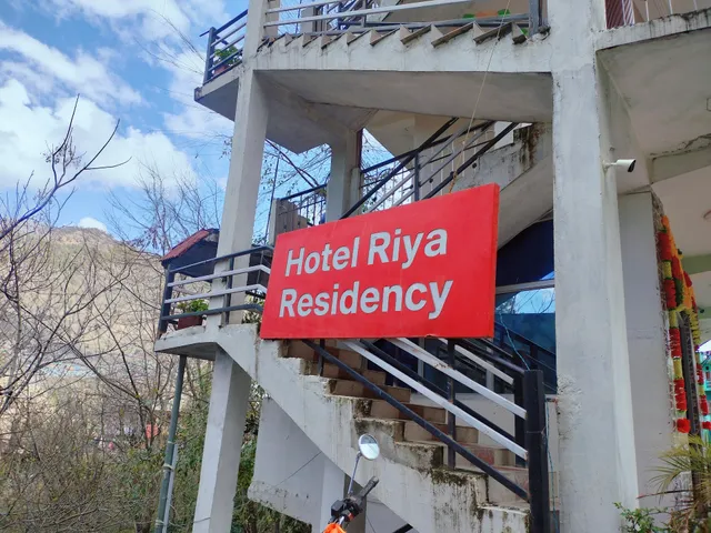 Hotel Riya Residency