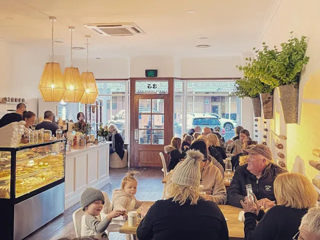 Hussy Speciality Coffee & Kitchen