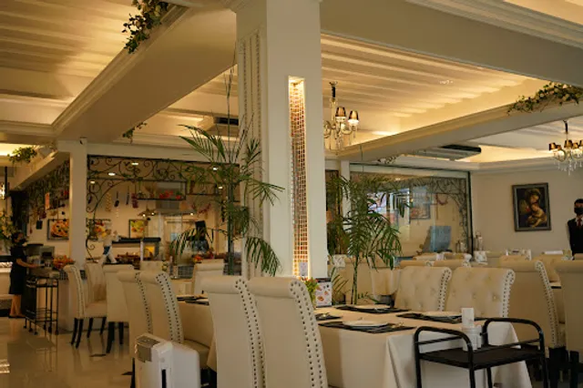 Maria Pizzeria & Restaurant