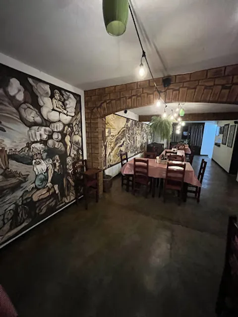 Antica Trattoria (Antes La Antica Roma)