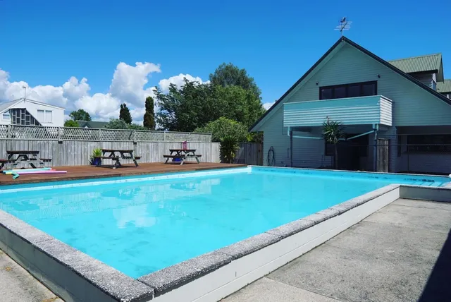 Holdens Bay Holiday Park