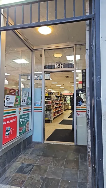 7-Eleven