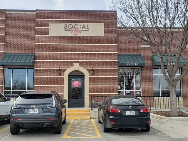Social Rose Boutique