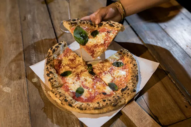 Maledita Pizzeria Napoletana / Praia da Costa