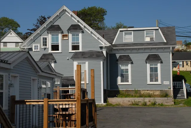 Harbourview Motel & Accommodations