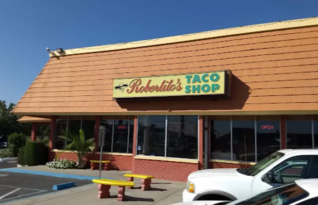 Robertito's Taco Shop