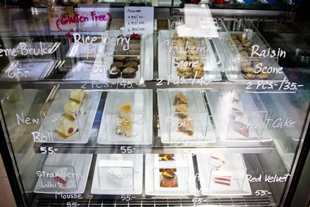 Size S Coffee & Bakery