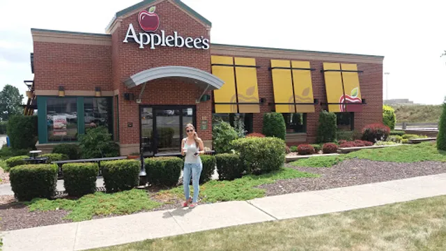 Applebee's Grill + Bar