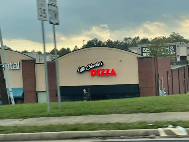 Little charlies Pizza ( Best in Kentucky 🎉 )
