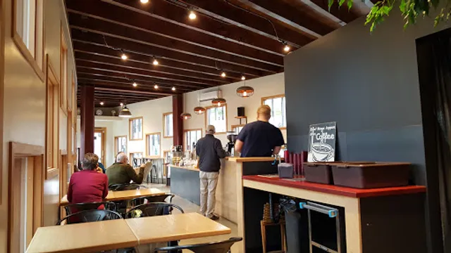 Seven Virtues Coffee Roasters at the Zipper