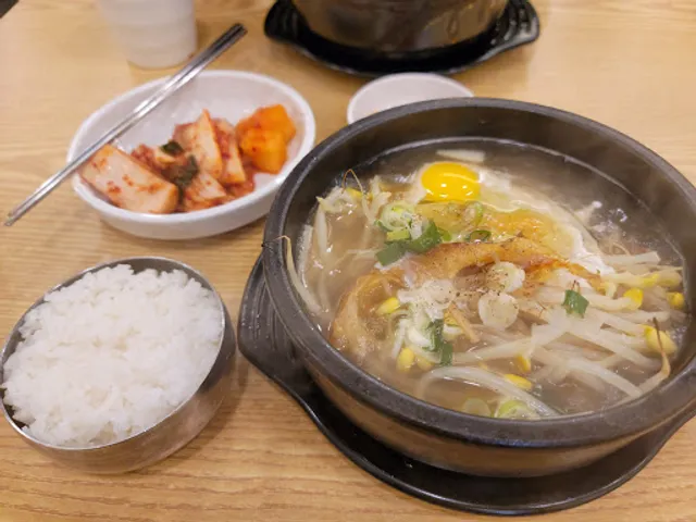 콩부자 24시 전주콩나물국밥 방배점