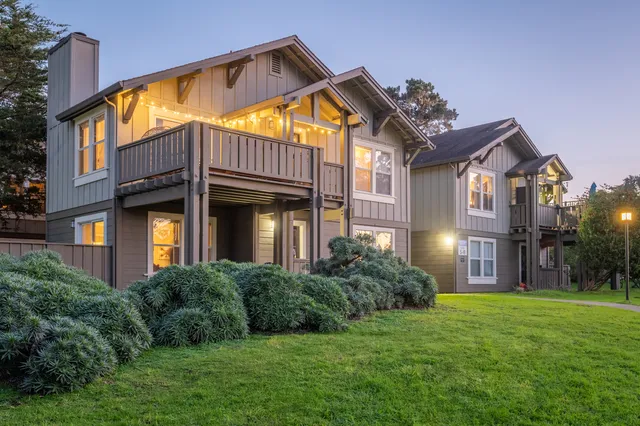 Seventeen Mile Drive Village Apartment Homes