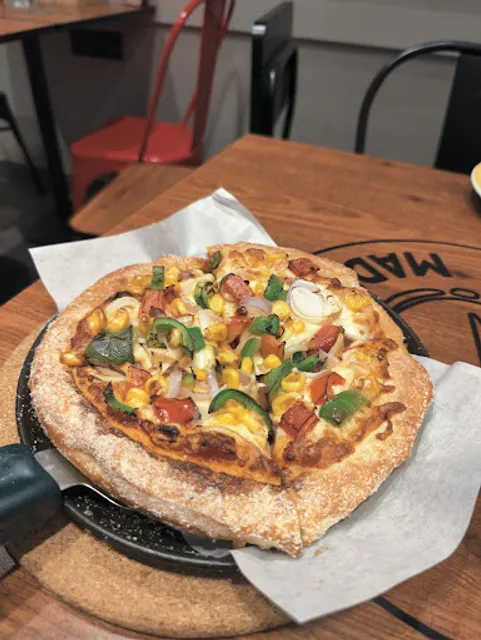 Pizza Hut | Nirman Heights, Mumbai