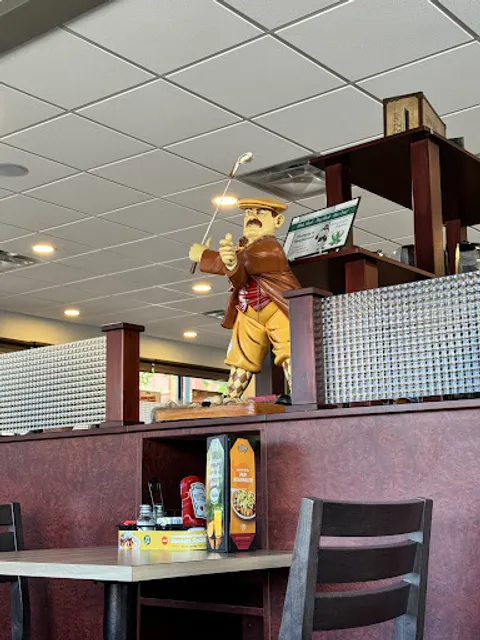 Humpty's Big Plate Diner - Lethbridge