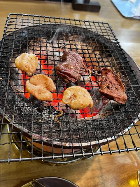 焼肉ホルモンのぶ