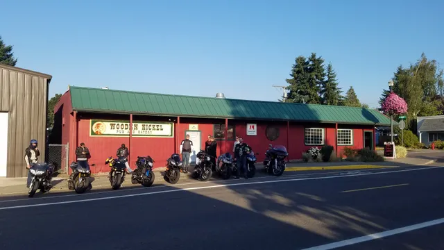 Wooden Nickel | Pub & Eatery