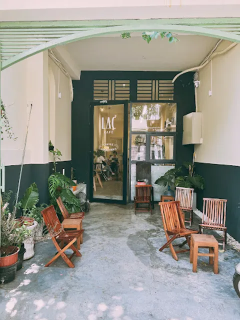 Lạc Cafe - Coffee Brewer & Roastery