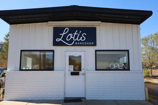 Lotis Bakeshop