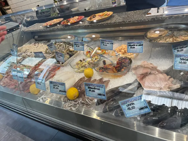 Stopesce - Pescheria con cucina