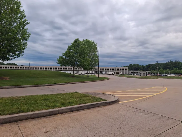 Aldi: Distribution Center